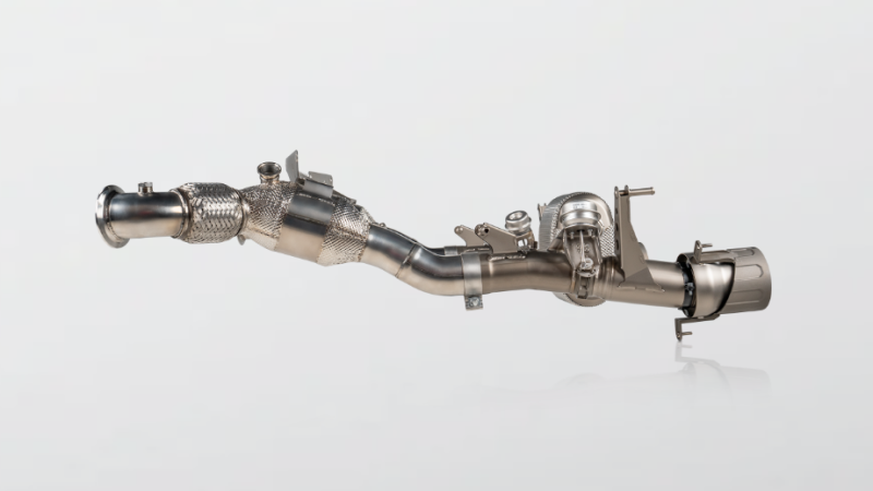 Photo of Akrapovic Titanium Evolution Line Exhaust for the Ferrari F8 Tributo/Spider - Image 3